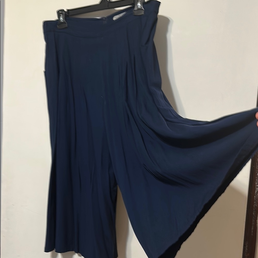 Elegant Navy Coulottes